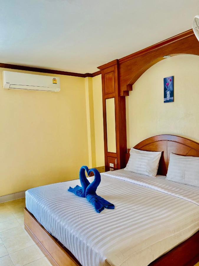 Innarm House Patong Bagian luar foto